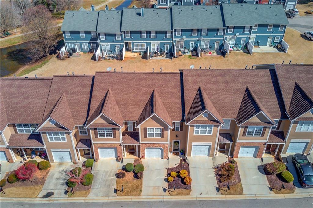 6307 Shoreview Circle, Flowery Branch, Georgia image 1
