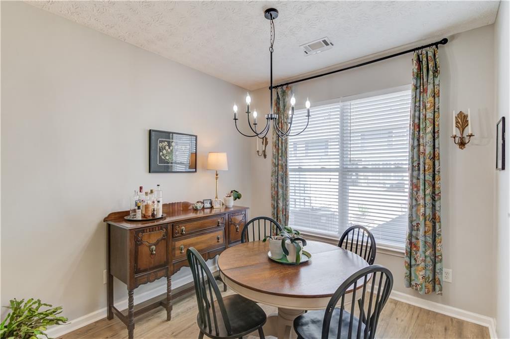 6307 Shoreview Circle, Flowery Branch, Georgia image 11