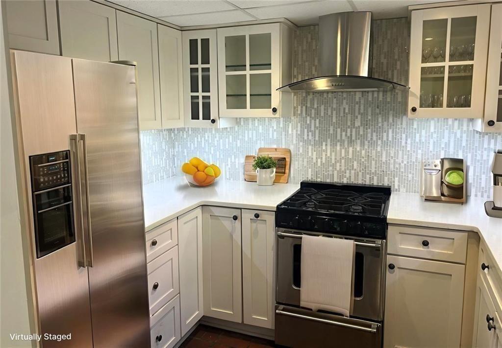 323 Lakemoore Drive NE F