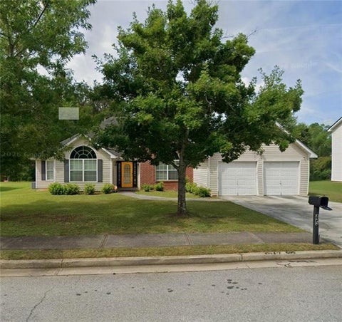 Homes For Sale - 45 Lakeview Crossing Drive<br/> Covington, GA 30016