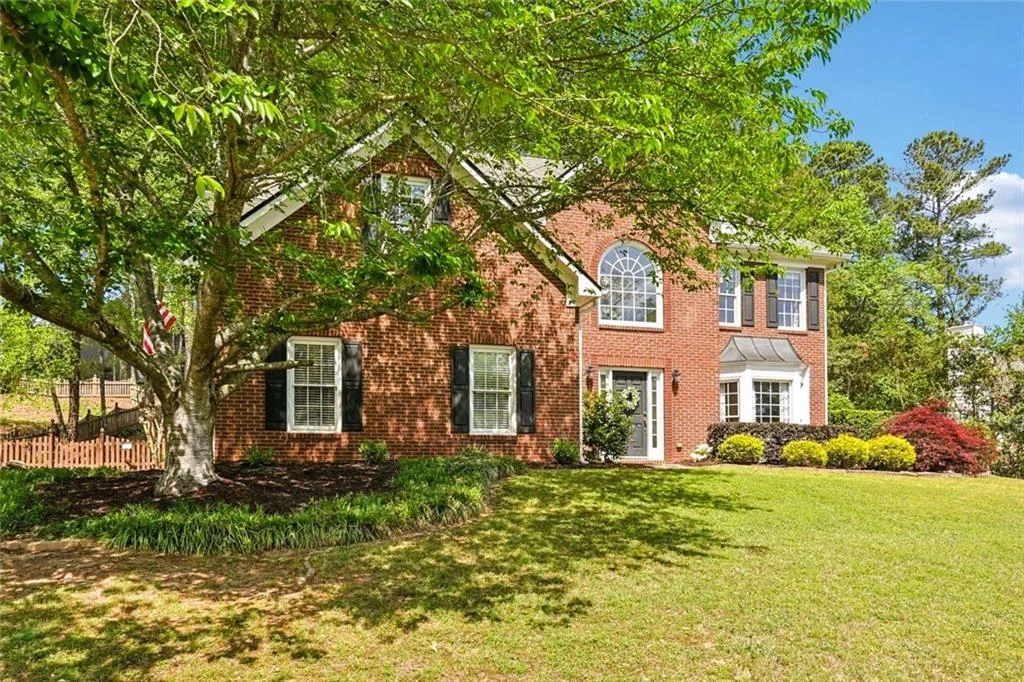 605 Silverberry Lane