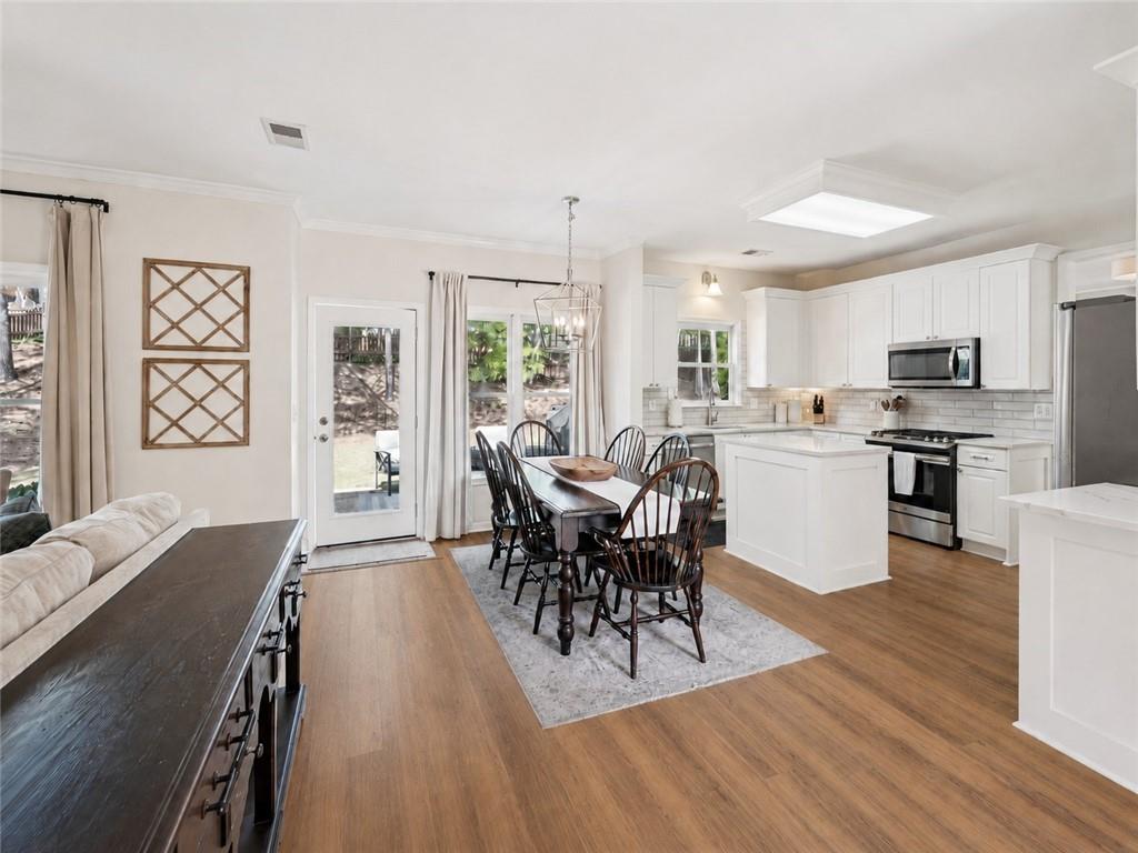 605 Silverberry Lane