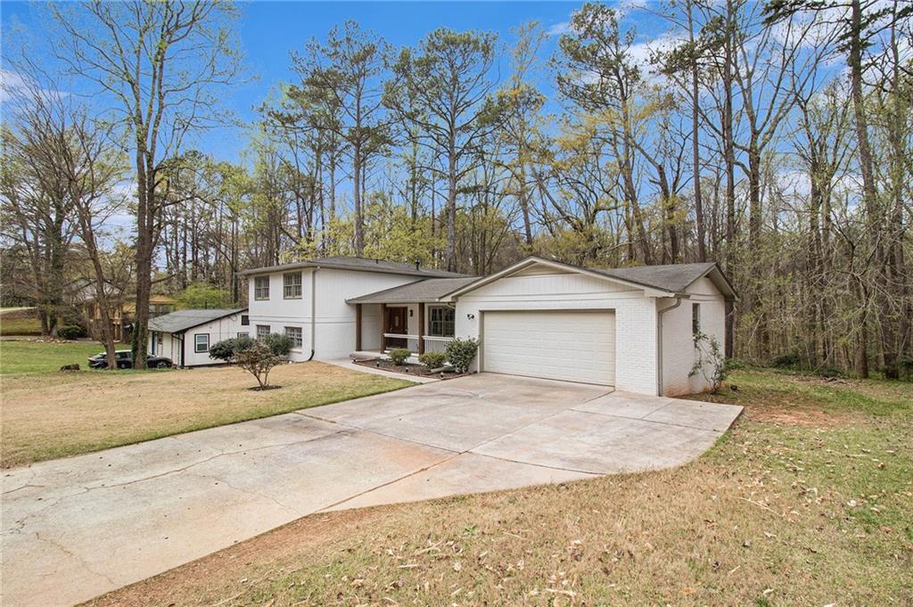 3221 Goldenchain Drive, Lithonia, Georgia image 28