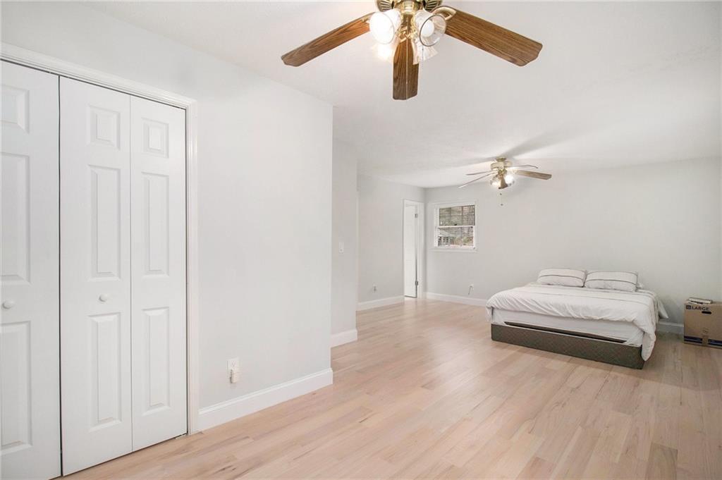 3221 Goldenchain Drive, Lithonia, Georgia image 14
