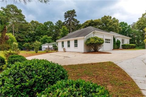 A home in Lilburn