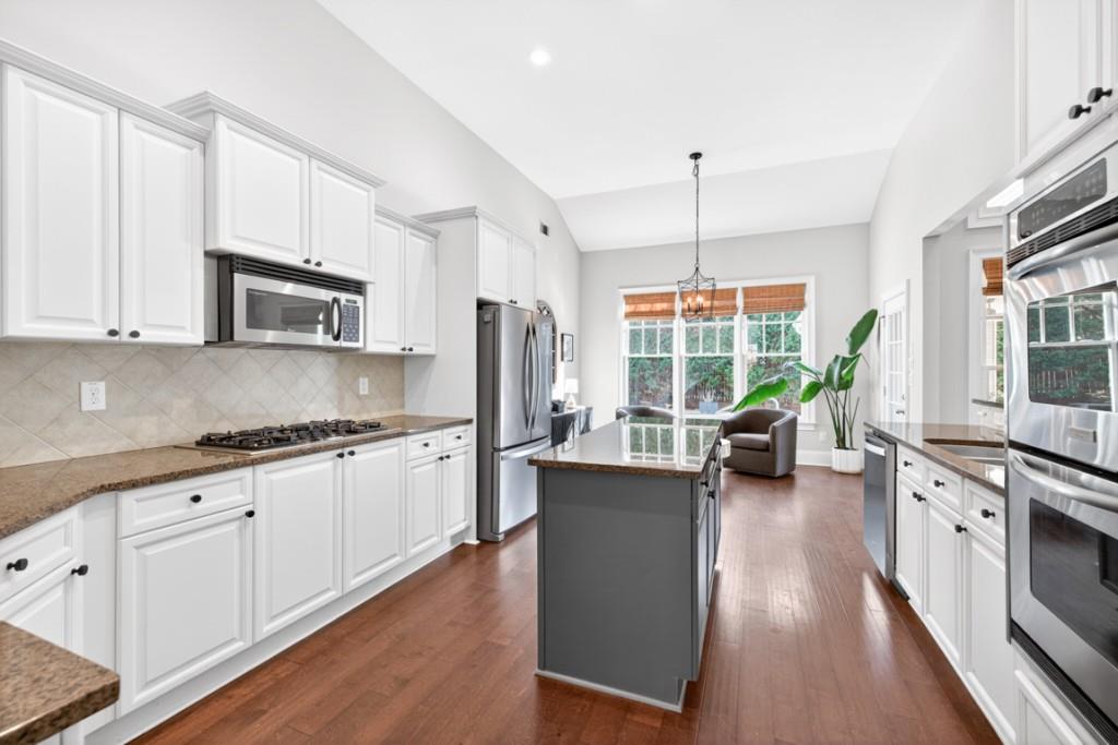 2869 Wild Rose Street