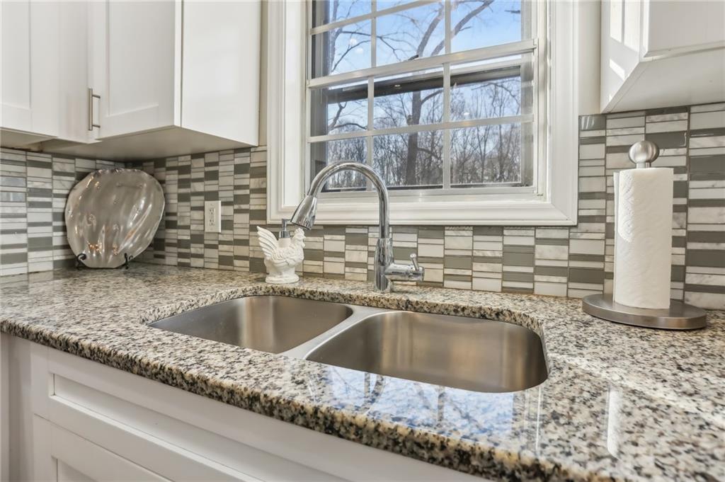 409 Katherine Lane, Woodstock, Georgia image 17