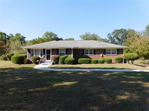 Homes For Sale - 893 Andrews Drive<br/> Conyers, GA 30012