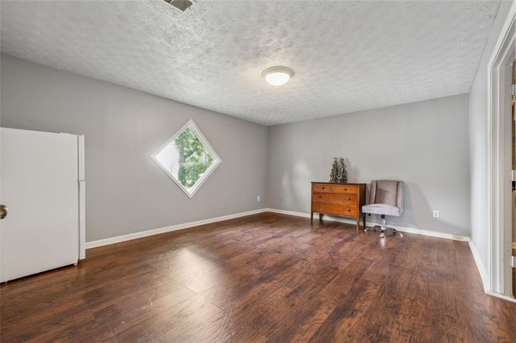 185 Hickory View Drive, Lawrenceville, Georgia image 23