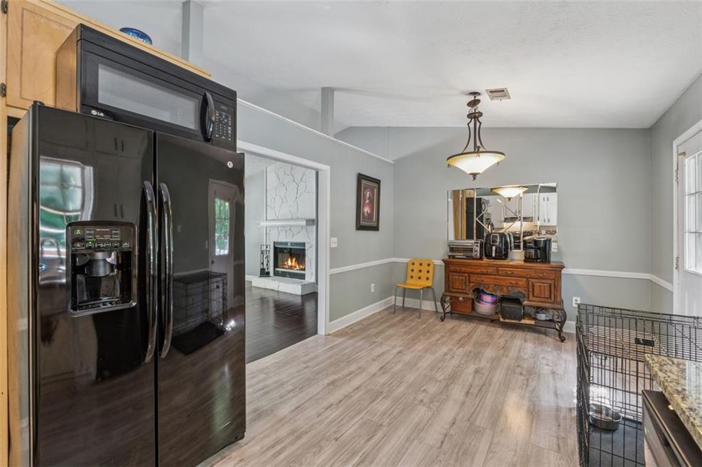 185 Hickory View Drive, Lawrenceville, Georgia image 9