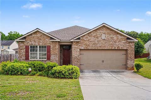 Homes For Sale - 1989 Osprey Drive<br/> Hampton, GA 30228