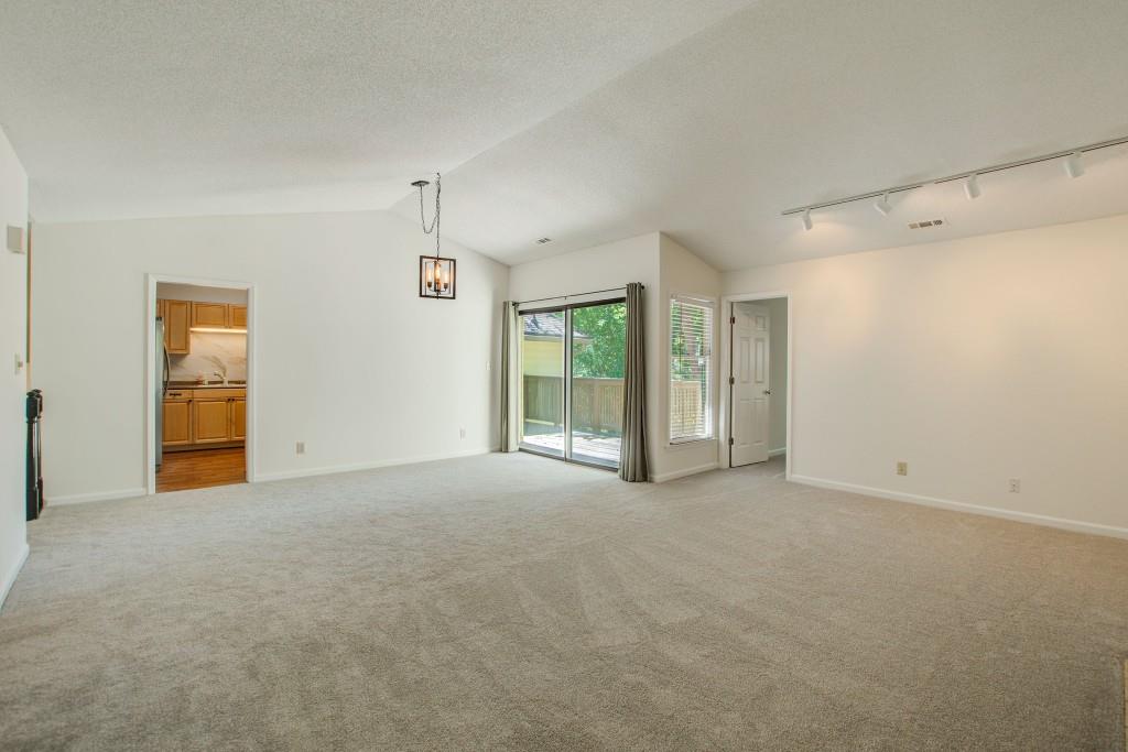 202 Garden Court, Atlanta, Georgia image 6