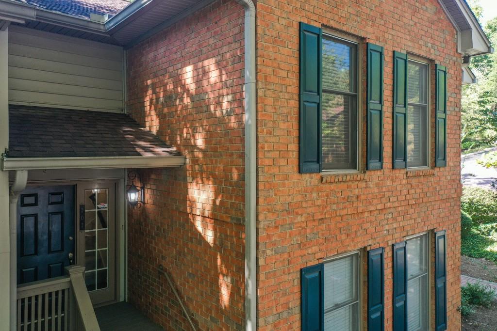 202 Garden Court, Atlanta, Georgia image 2
