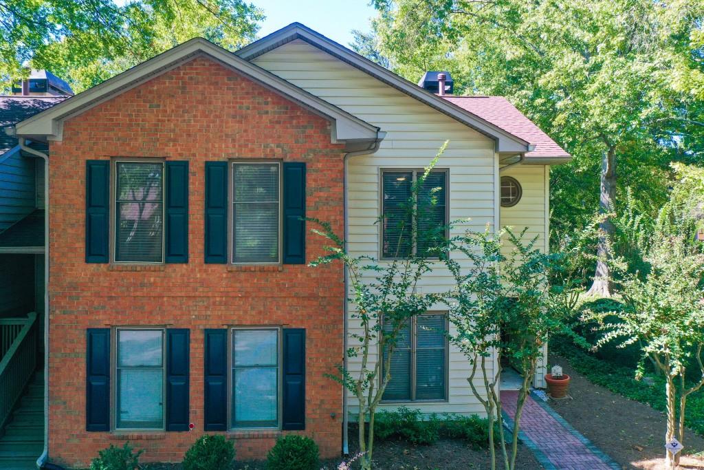 202 Garden Court, Atlanta, Georgia image 1