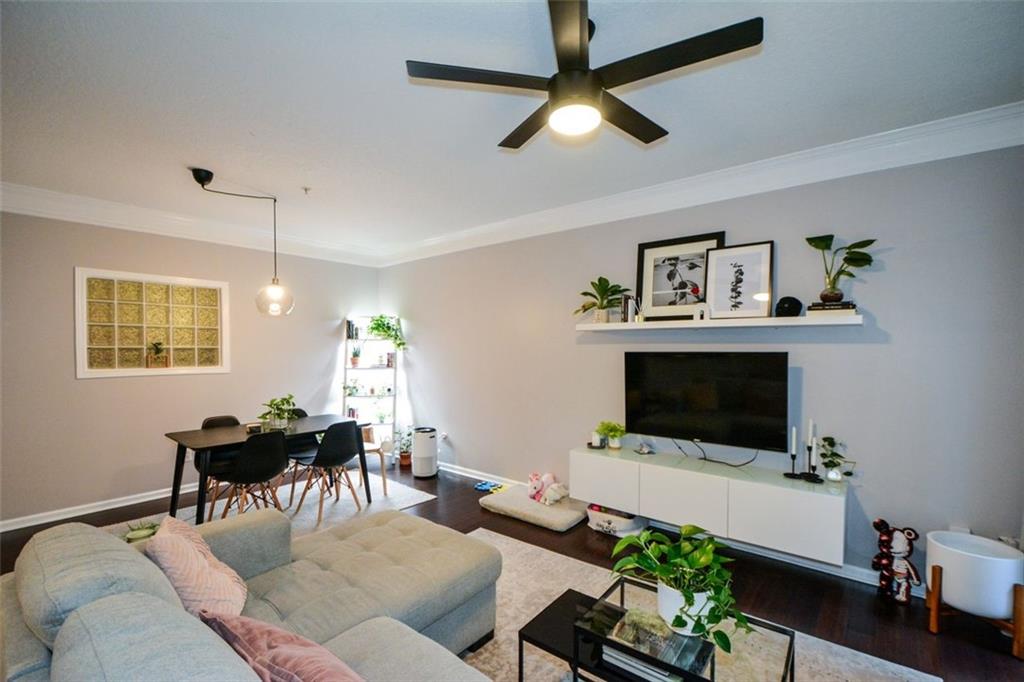 400 17th Street NW 1219