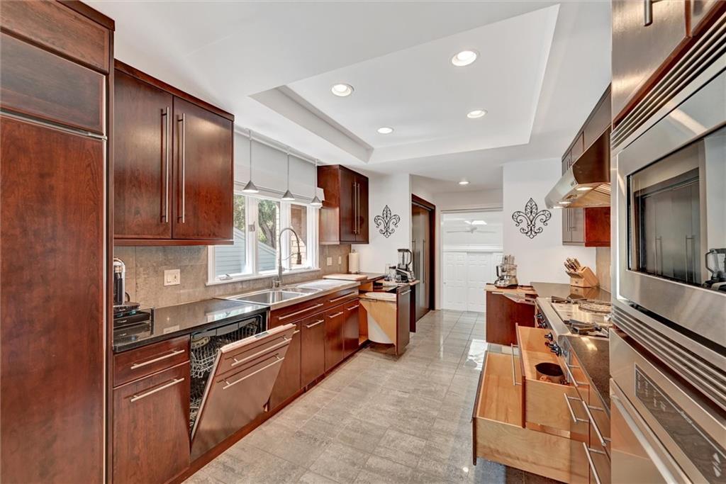 River Place - Residential