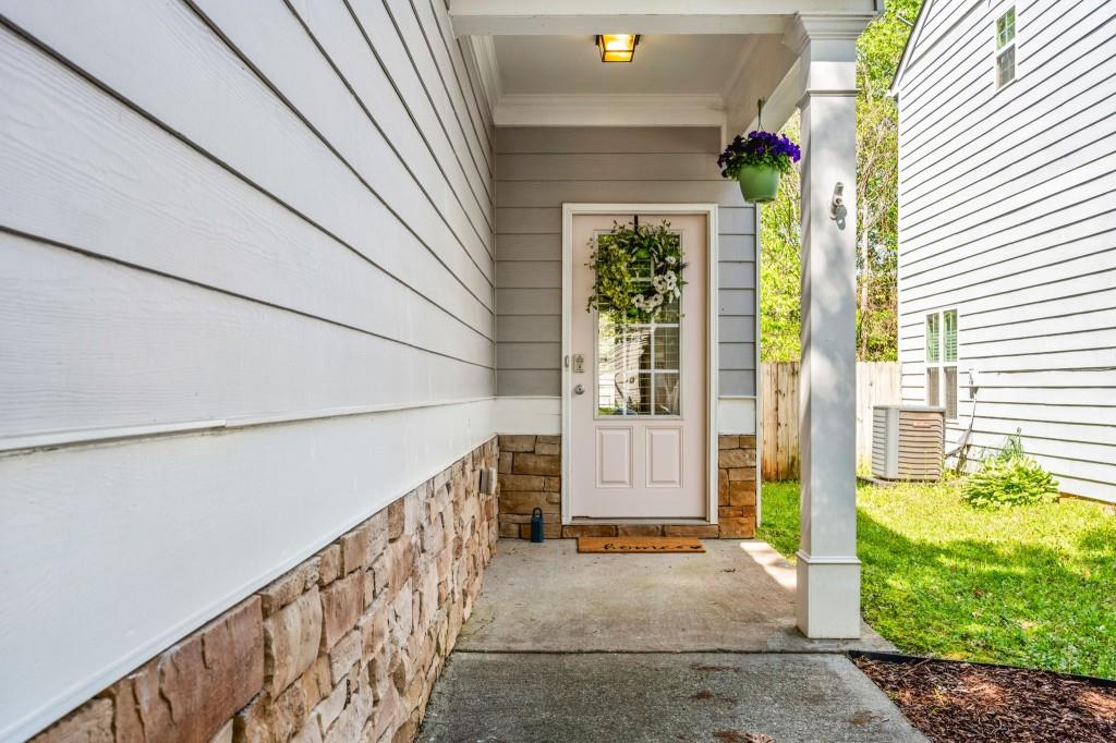 206 Cole Court, Canton, Georgia image 4
