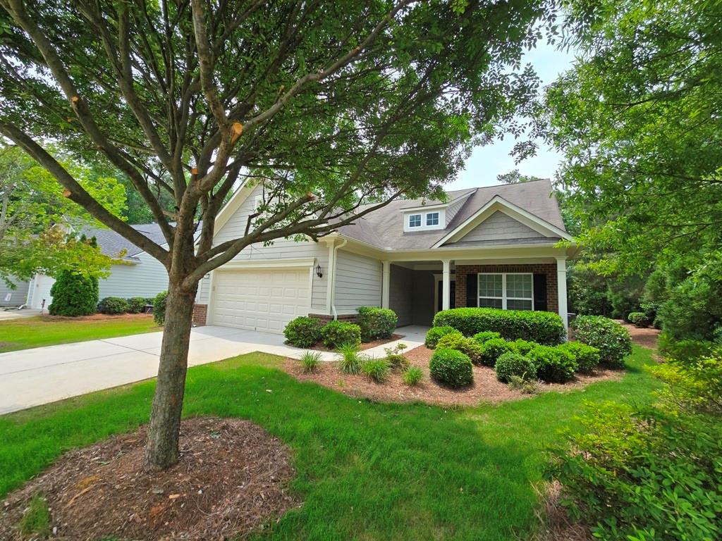 2948 Goldfinch Circle