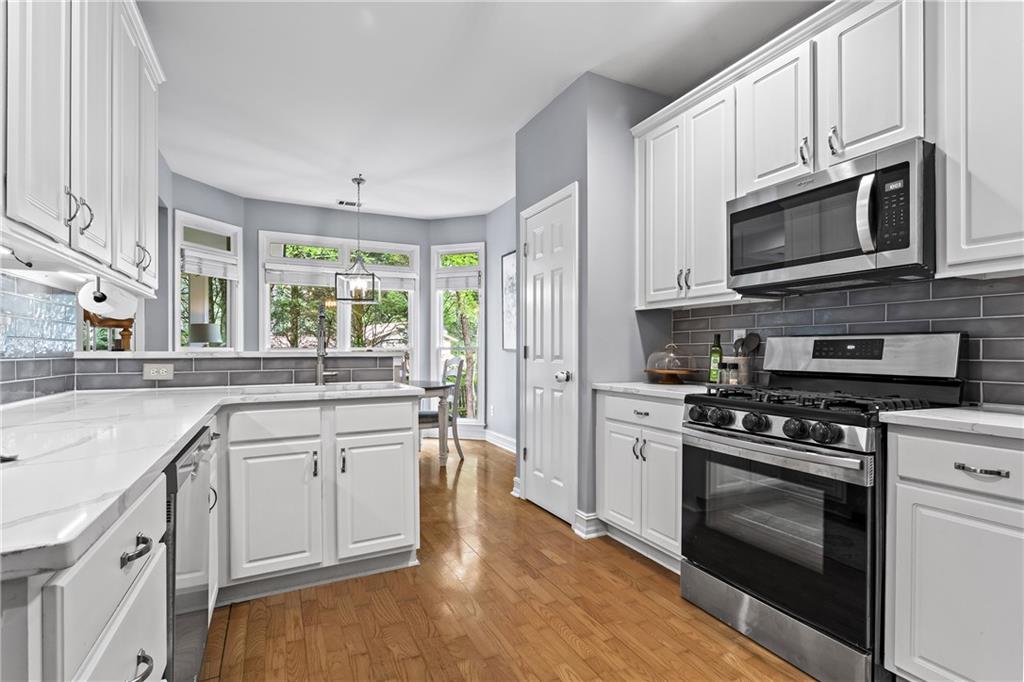 2462 Chestnut Landing