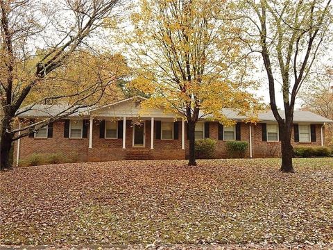 1575 Patricia Court SE Smyrna GA 30082