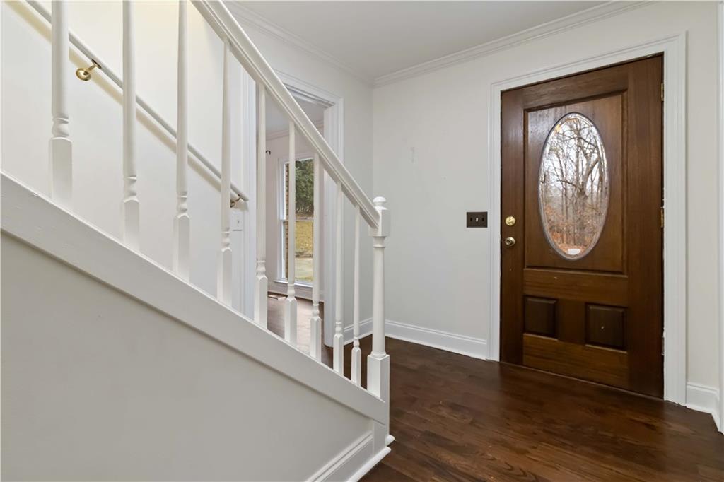 1114 Wind Hill Lane SW