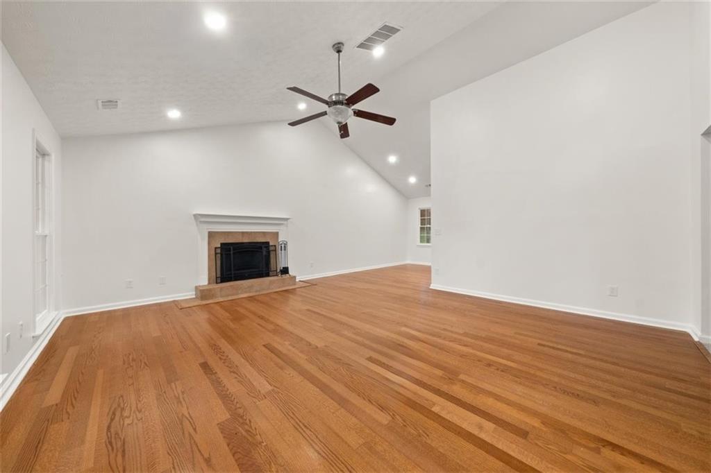 100 Gales Way, Newnan, Georgia image 2
