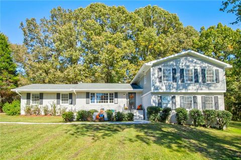 Homes For Sale - 1656 Ewing Chapel Road<br/> Dacula, GA 30019