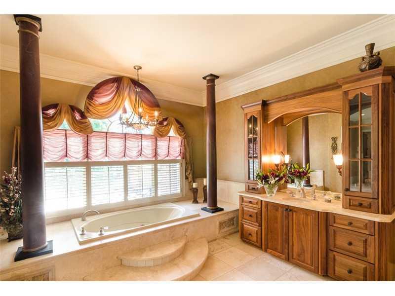 Legends At Chateau Elan - Residential
