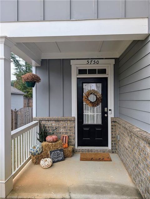 A home in Flowery Branch