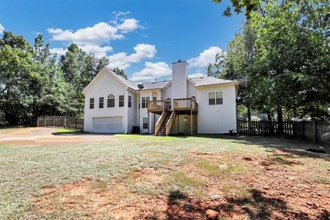 A home in Ellenwood