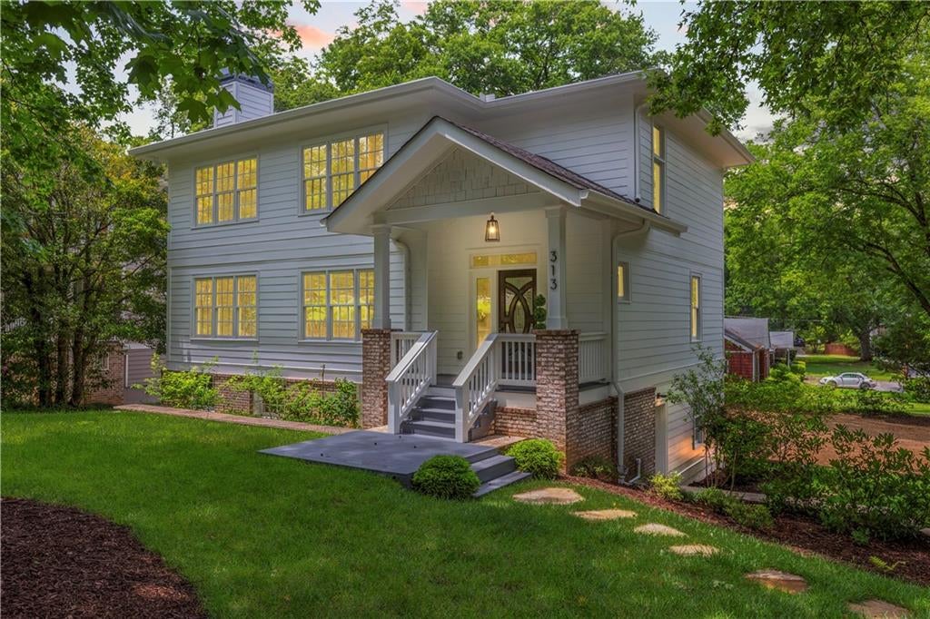 313 W Howard Avenue