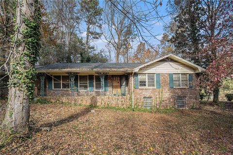 6445 Newborn Drive Atlanta GA 30349