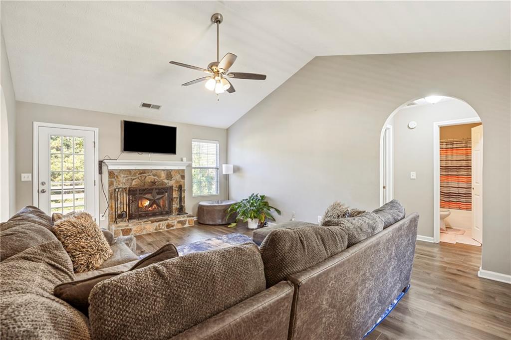 917 Heritage Ridge Court