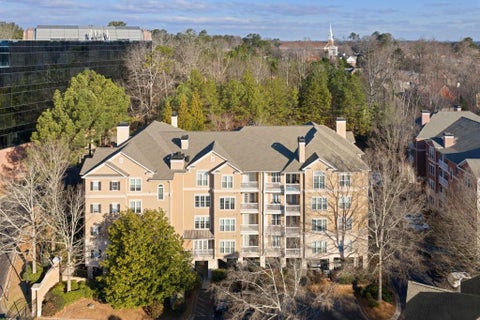 Condo For Sale - 224 Ashford Circle<br/> Dekalb County, Atlanta, GA 30338
