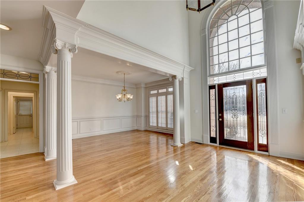 6905 Blackthorn Lane