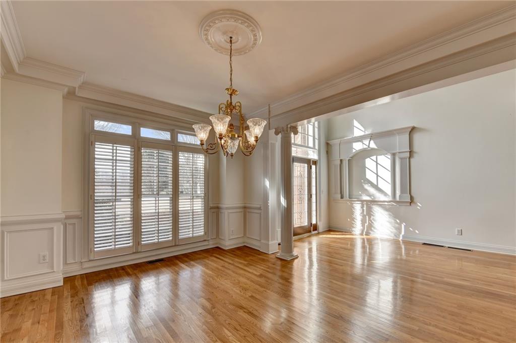 6905 Blackthorn Lane