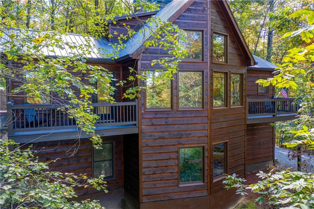 10 Esker Court