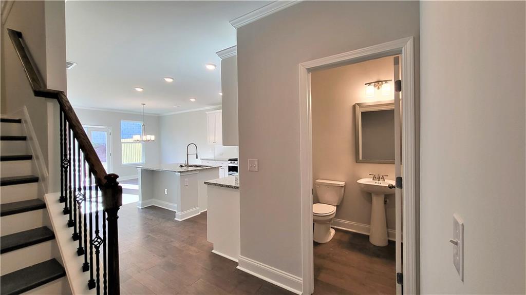 6800 Cedar Glen Road