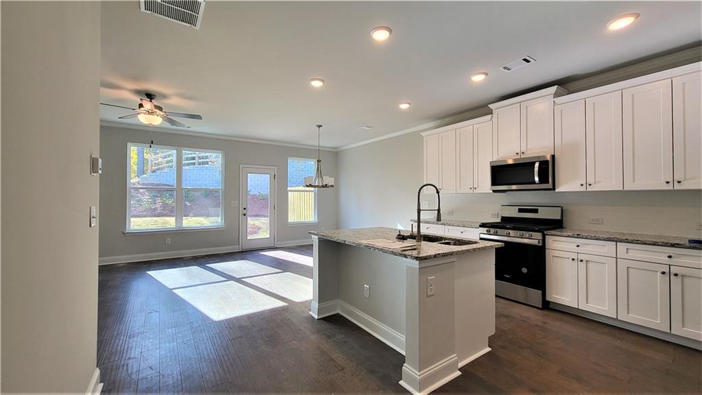 6800 Cedar Glen Road