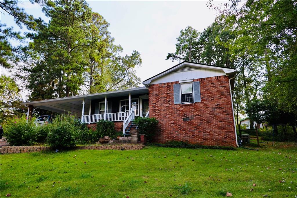 New to the market! Priced to sell! Make this home your private oasis! This four-sided brick home offers 3 bedrooms and 2 full bathrooms. The convenience of everything on one level! This ranch home offers an open kitchen and family room view, with a white brick fireplace. Separate den, large foyer, and three generous sized bedrooms. The backyard is ready to host barbecues and evenings on the patio. Extra outside storage. All nestled in a community near shopping and schools, including the sought-after Parkview High School.