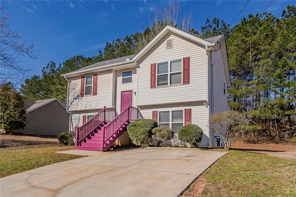 3420 Lineview Drive, Ellenwood, Georgia image 2