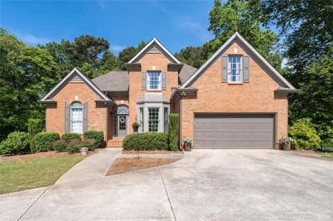 Homes For Sale - 2930 New Columbia Court<br/> Cumming, GA 30041