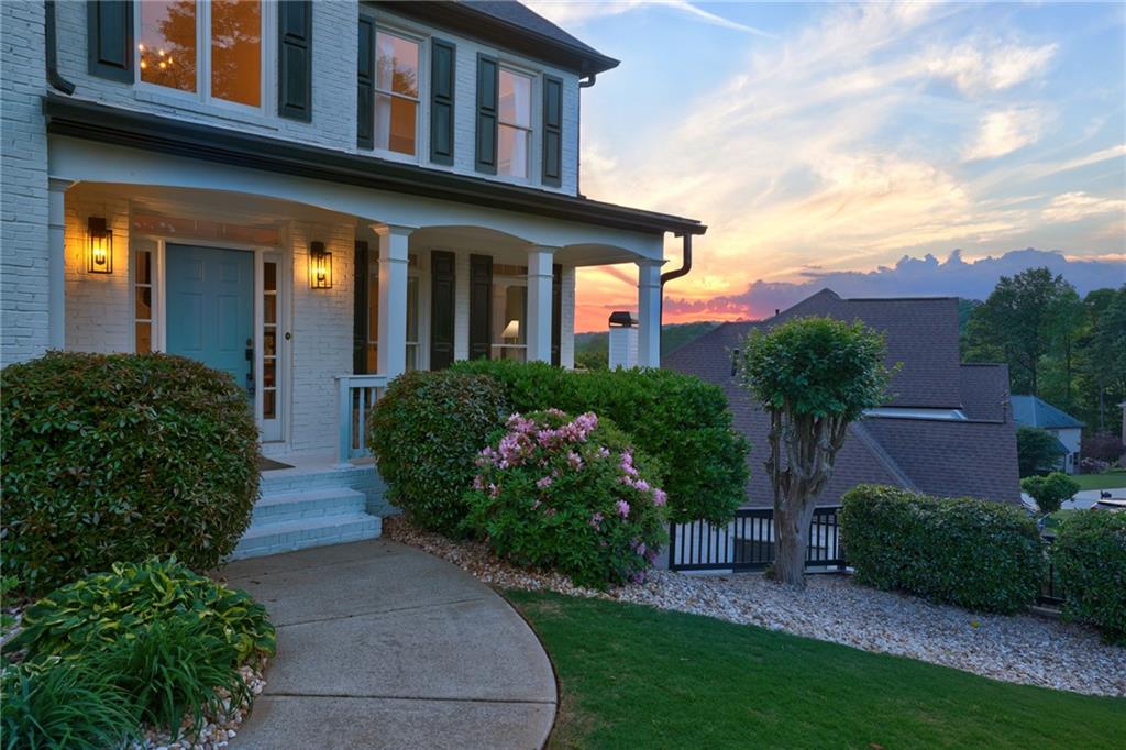 5420 Avonshire Lane