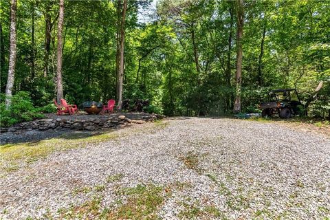 A home in East Ellijay