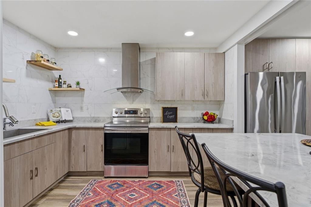 5005 Gardenia Circle
