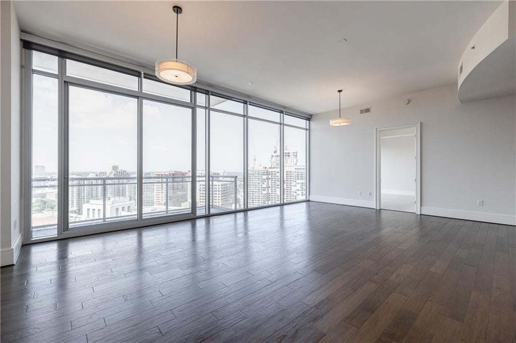 1065 Peachtree Street NE 3103