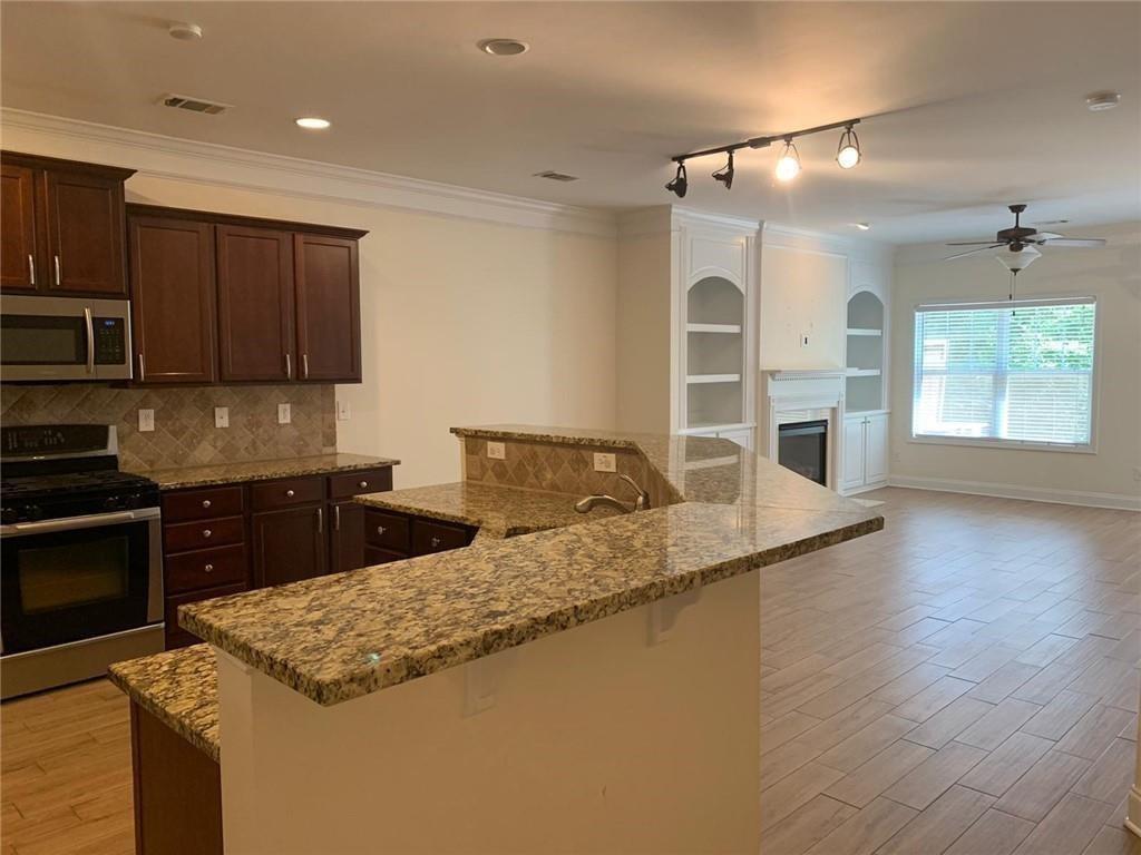Glenmoor - Residential Lease