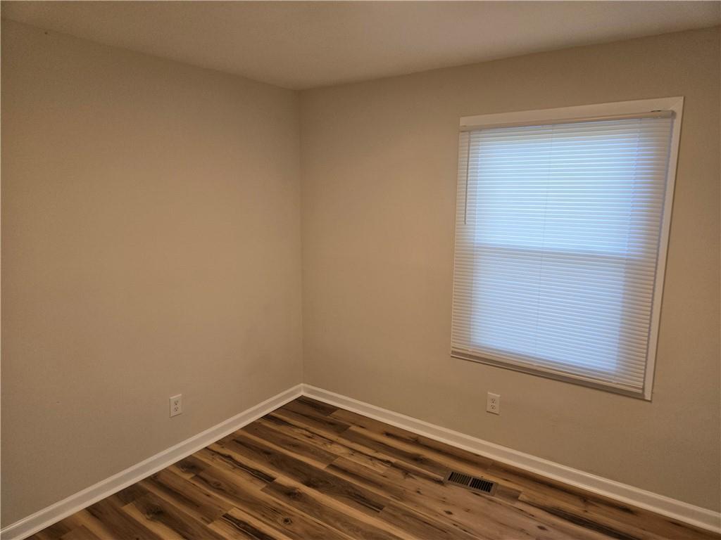 938 Rebel Forest Drive, Atlanta, Georgia image 17