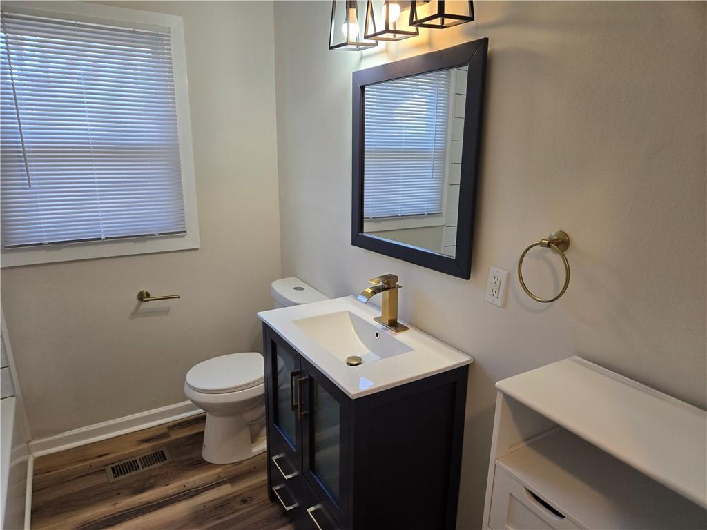 938 Rebel Forest Drive, Atlanta, Georgia image 23
