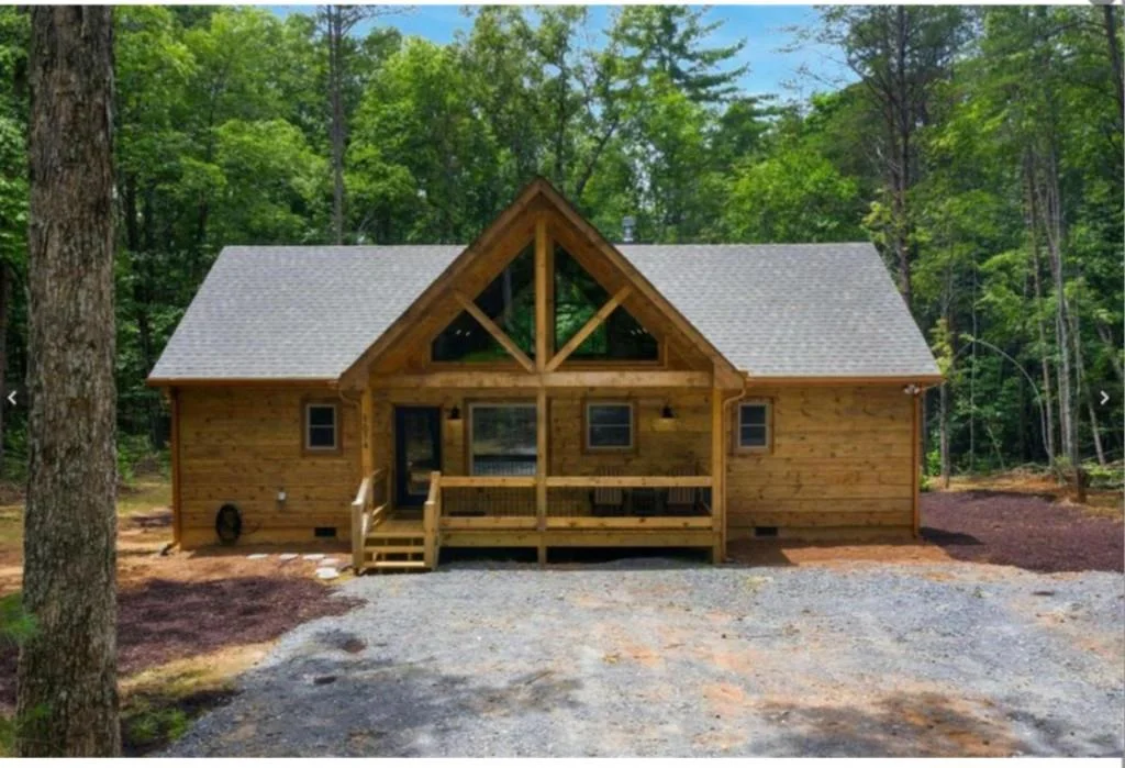 1074 Lees Ride, Mccaysville, GA, 30555